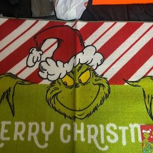 Grinch holiday rug new